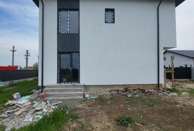 Casă cu 4 camere în Vârteju - 5