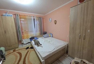 Casă cu 2 camere cu Teren 10000 Mp în Central - 9