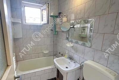 Apartament 3 camere balcon pivnita zona Vasile Aaron din Sibiu - 8