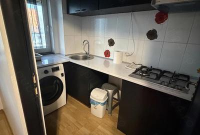 Garsonieră decomandată în Tomis III