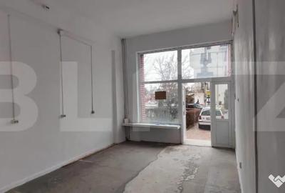 Spațiu comercial, de 70 mp, în Micro 3 - 1