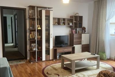 Apartament cu 3 camere semidecomandat în Alexandru cel Bun - 1