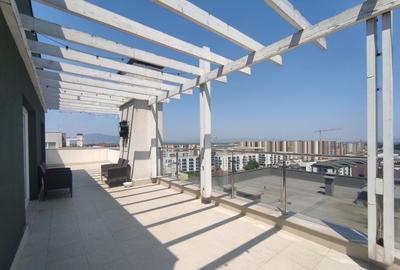 De vânzare Penthouse 3 camere cu terasă panoramică de 46 mp Cartier Tractoru