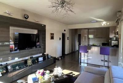 Apartament cu 2 camere semidecomandat, mobilat în Borhanci