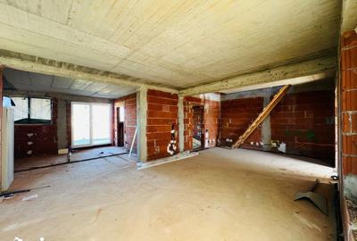 Casă cu 5 camere cu Teren 743 Mp în Oșorhei - 6