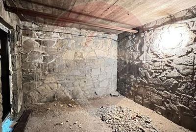 Casă individuală cu 7 camere cu Canalizare în Mădei - 14