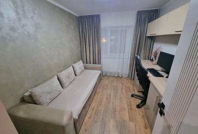 Apartament cu 3 camere decomandat, mobilat în Poarta 6 - 4