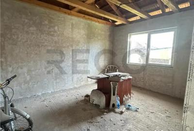 Casă cu 3 camere cu Teren 460 Mp în Oșorhei - 9