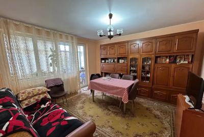 Apartament cu 3 camere decomandat, mobilat în Hipodrom - 2