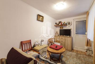 Casa 5 camere La sol  si Spatiu comercial stradal, Trocadero - 11