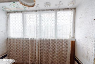 Apartament cu 4 camere decomandat în Aurel Vlaicu - 1