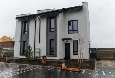 Casă cu 3 camere cu Teren 250 Mp în Dumitrana - 2