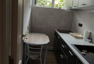 Apartament cu 3 camere în Central - 3