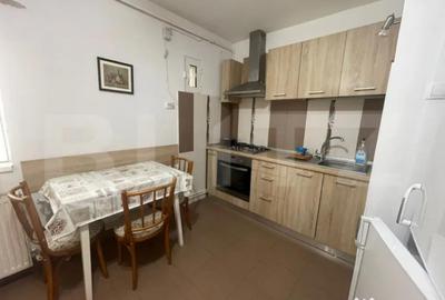 Apartament cu 3 camere decomandat în Central - 11