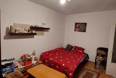 Inchiriez garsoniera - 2