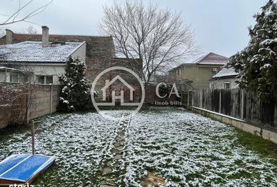 Casă cu 3 camere decomandat cu Teren 300 Mp în Ultracentral - 2