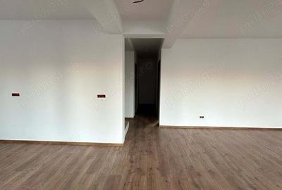 Casă cu 4 camere în Central - 3