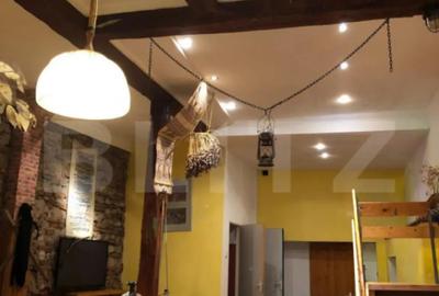 Casă cu 7 camere cu Canalizare în Zărnești - 6