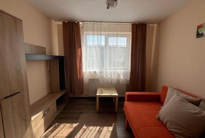 Apartament cu 4 camere semidecomandat, mobilat în Central - 19