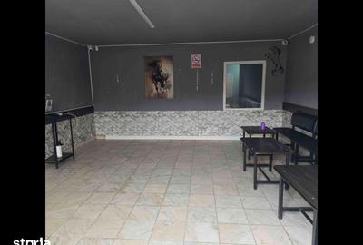 Spațiu comercial, de 90 mp, în Central - 4