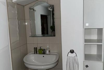 Apartament cu 4 camere decomandat în Central - 6