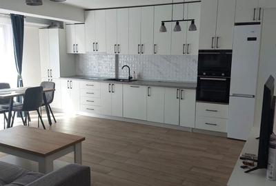 Apartament cu 2 camere decomandat în Central - 1