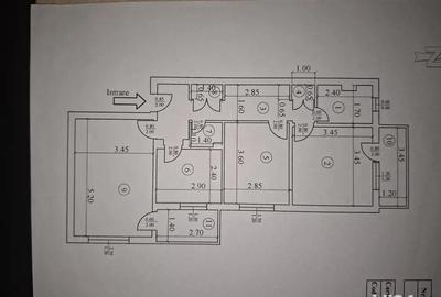 Apartament cu 3 camere semidecomandat în Central - 1