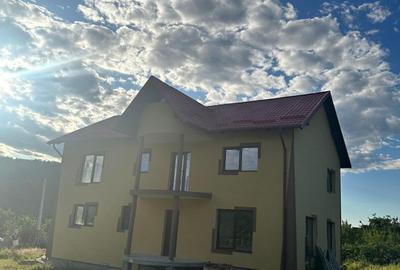 Casă individuală cu 6 camere cu Garaj în Bărbătești - 3