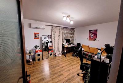 Apartament cu 2 camere decomandat în Inel I