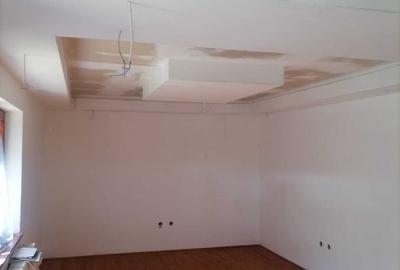 Casă cu 3 camere în Central - 11