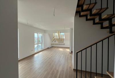 PENTHOUSE 4 CAMERE TRACTORUL COMISION 0