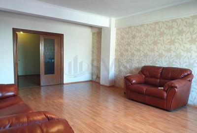 Apartament de 4 Camere Metrou 1 Mai - 1