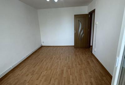 Apartament cu 3 camere decomandat în Central - 9