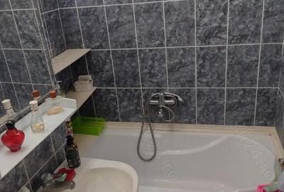 Inchiriez apartament 3 camere zona Gemenii - 7
