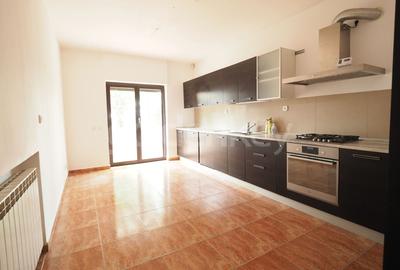 Vila cu deschidere catre lac ideala pentru birouri sau rezidenta - 5