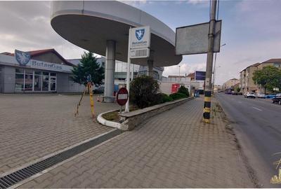 Teren pentru bloc POT 50% - CUT 4,5 - maxim P+11E  pe Bd. Decebal - 3