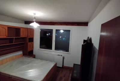 Apartament cu 2 camere decomandat în Central - 3