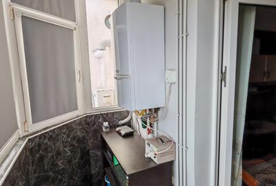 Inel II - Dezrobirii - 3 camere decomandate - 2 bai - centrala gaze- 500 euro - 17
