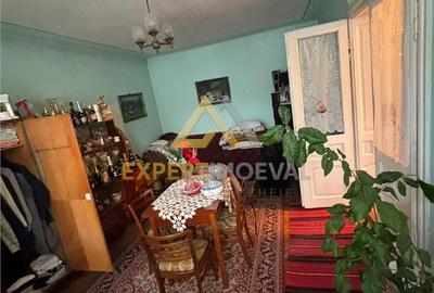 Casă cu 3 camere cu Teren 350 Mp în Orașul Vechi - 1