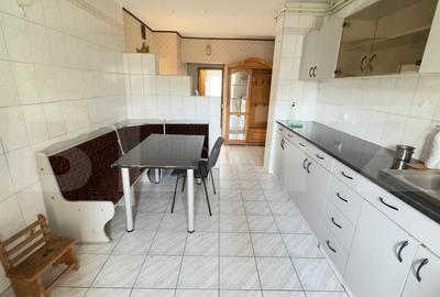Apartament cu 3 camere, 75 mp, zona Calea Bucuresti - 5