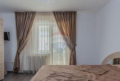 Casa / Vila cu 10 camere de vanzare in Moieciu de Jos - 3