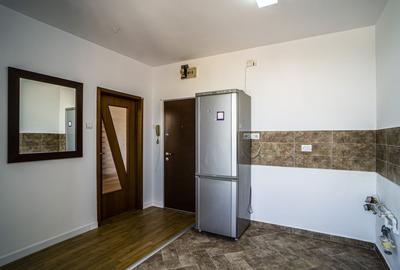 Apartament cu 2 camere semidecomandat în Clăbucet - 1
