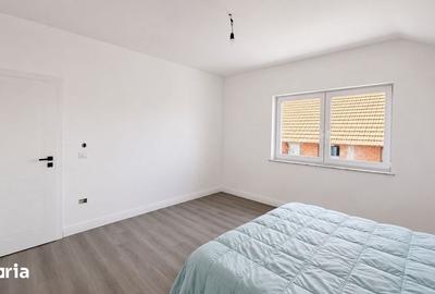 Casă cu 4 camere cu Teren 528 Mp în Sânmihaiu Român - 7