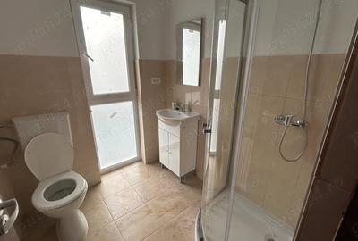 Casă cu 4 camere în Tei - 1