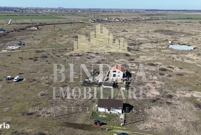 Casă cu 4 camere în Central - 2