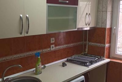 Apartament cu 2 camere decomandat în Crâng - 1