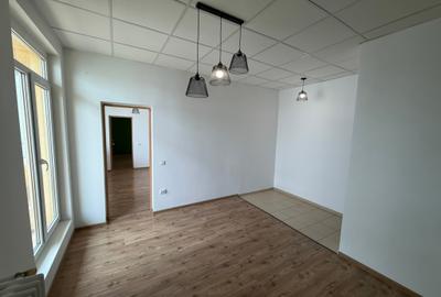 Apartament cu 3 camere nedecomandat în Calea Victoriei - 2