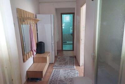 Apartament cu 2 camere decomandat în Micro 21 - 2