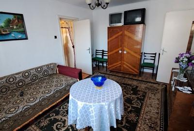 Apartament cu 2 camere semidecomandat în Central - 1
