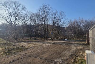 Teren de 670 mp, în Aninoasa - 3